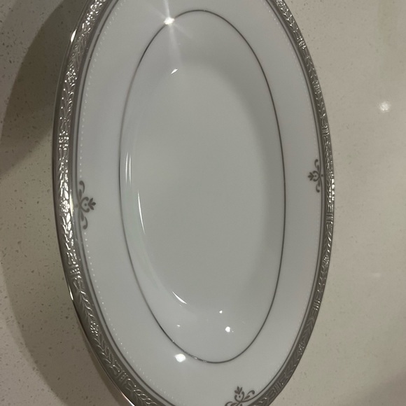 NORITAKE BUCKINGHAM PLATINUM GRAVY BOAT SET : pre owned in EXCELLENT CONDITION - Picture 4 of 7